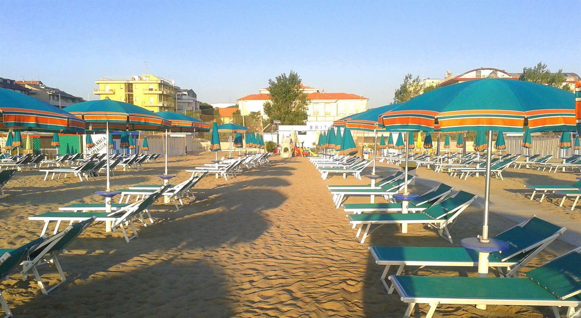 Britannia 4*